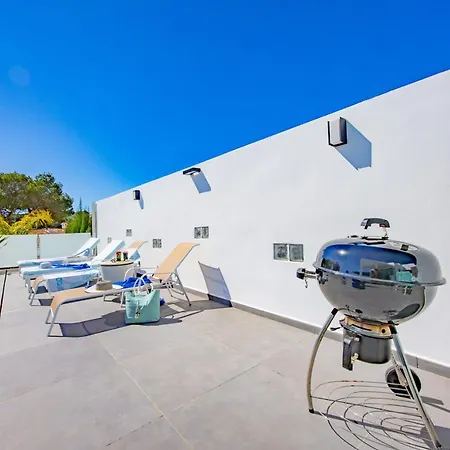 Villa Nits - Plusholidays *