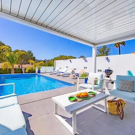 Nits - Plusholidays Moraira