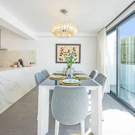 Villa Nits - Plusholidays *