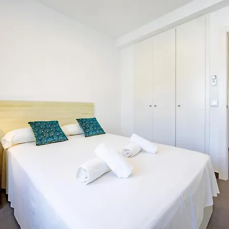 Nits - Plusholidays Villa *