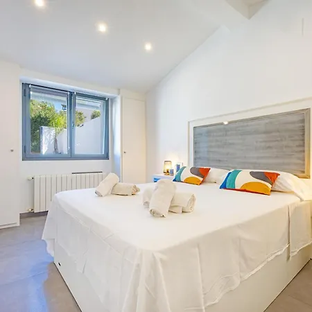 Nits - Plusholidays * Moraira