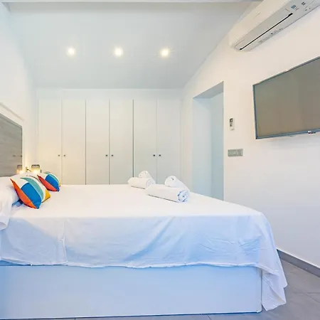 Nits - Plusholidays * Moraira